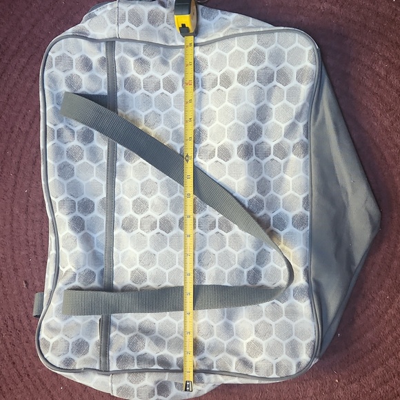 Thirty One Gray Honeycomb Tote Bag - Picture 4 of 6